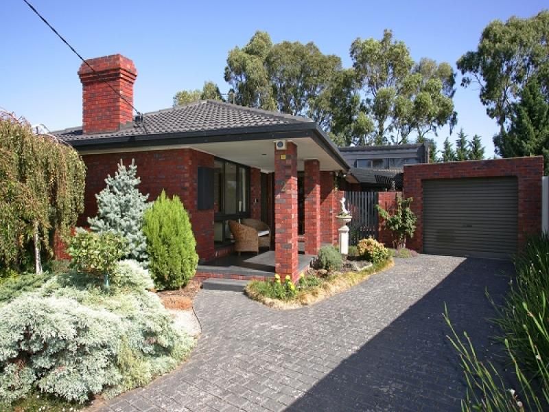 2 Romeril Court, Altona Meadows - Thumbnail 2