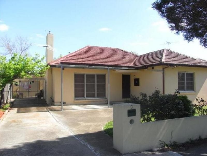 13 Chowne Street, Lalor