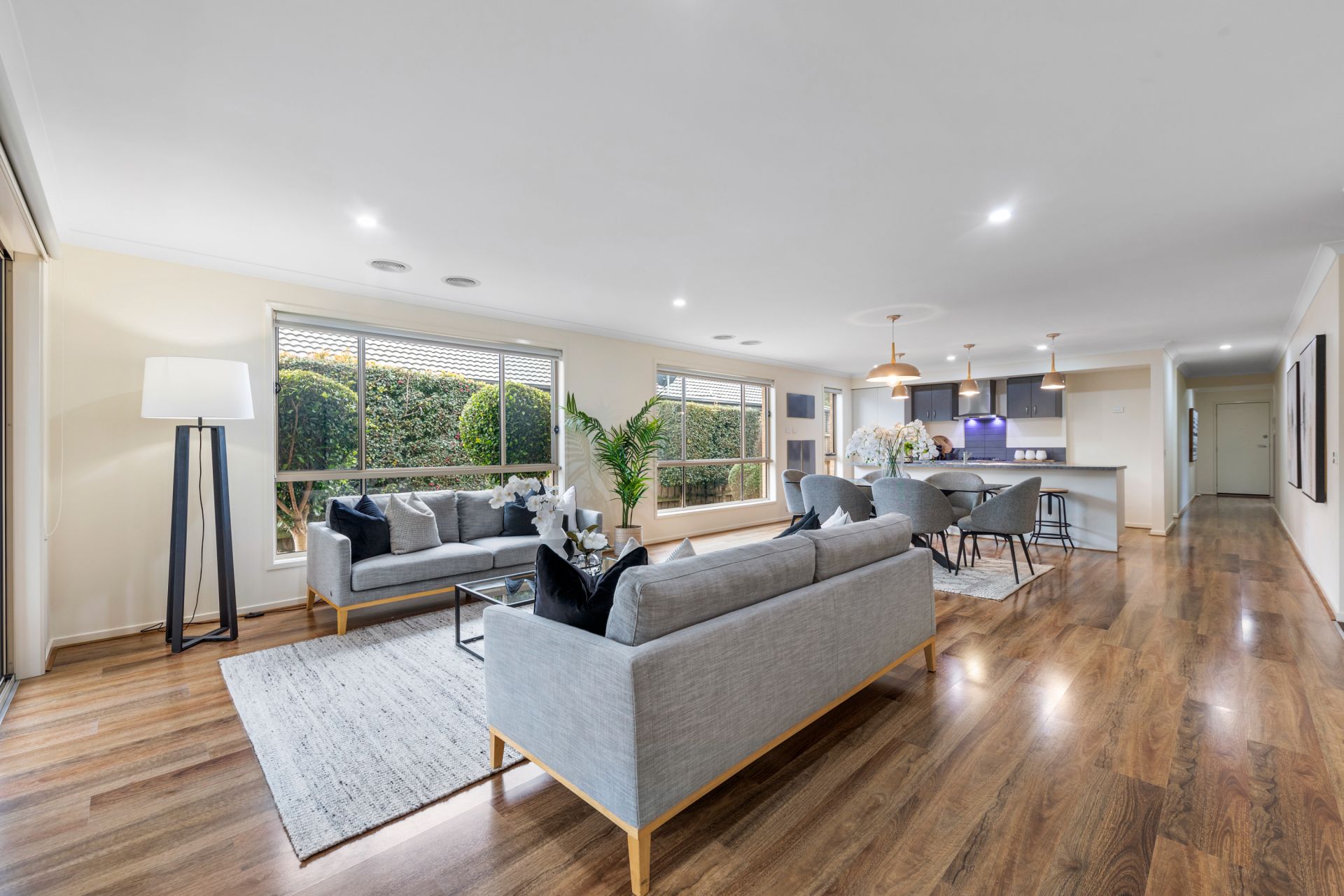 6 Weatherby Avenue, Officer OBrien Real Estate