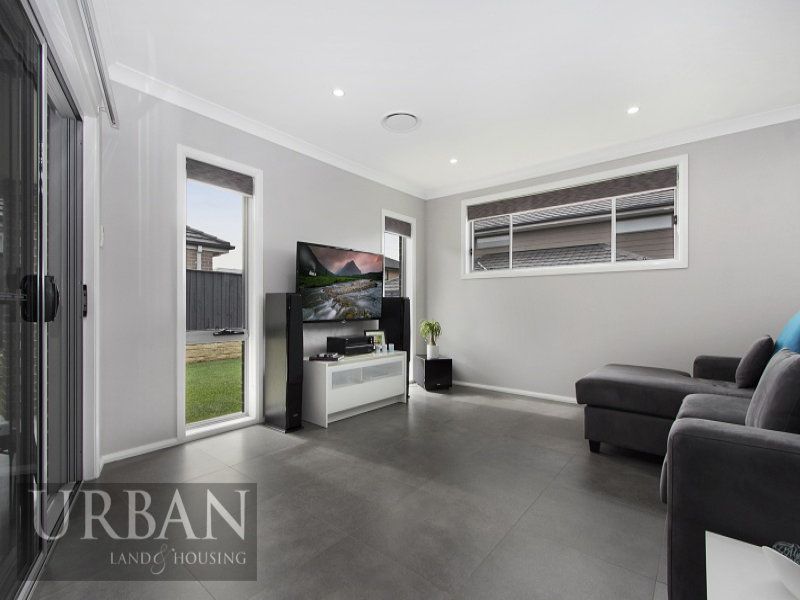 Colebee 9 Faxon Close