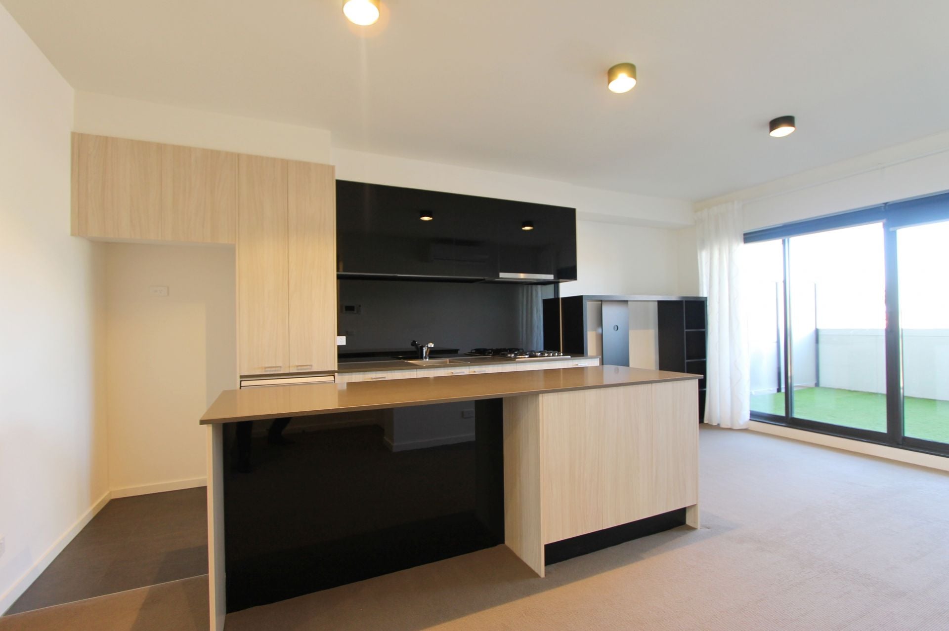 Stylish Apartment Living!