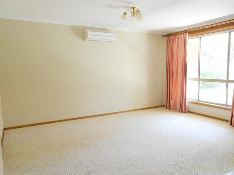 LOCATION AT ITS BEST! ** OPEN FOR INSPECTION SATURDAY 12TH OCTOBER @ 12:15-12:30PM **
