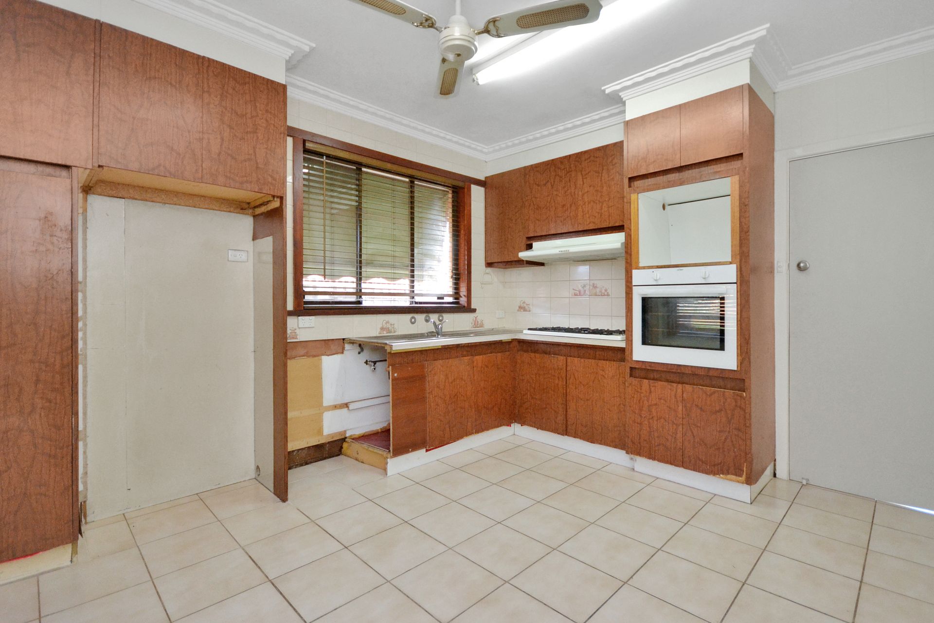 Spacious Home in Reservoir!