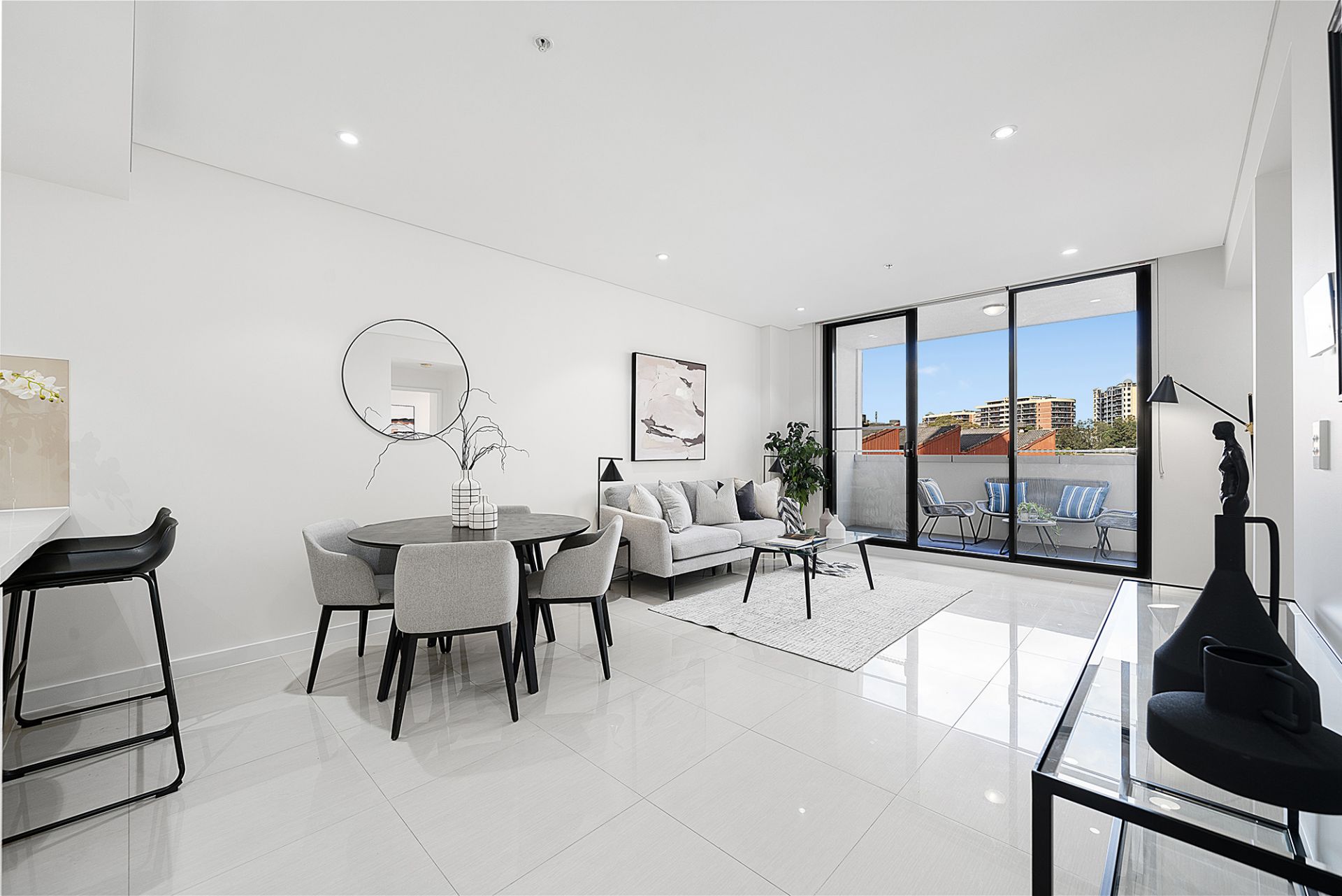 228/4 Nipper Street, Homebush, Homebush - Thumbnail 2