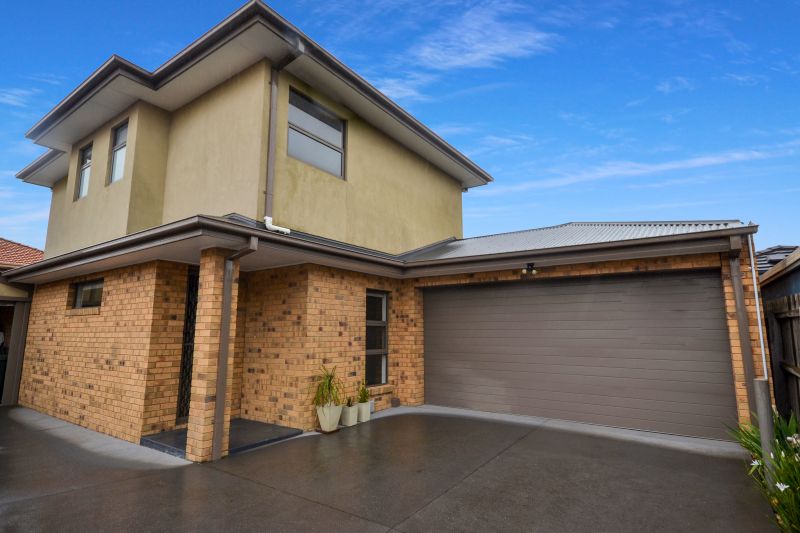 2/4 George Street, Reservoir