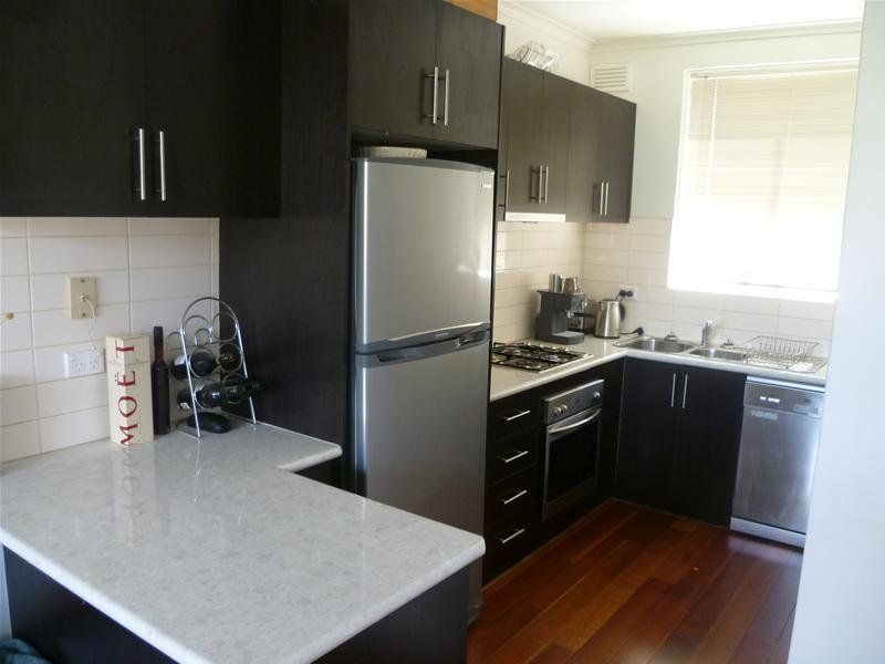 9/4 Dundas Street, Thornbury