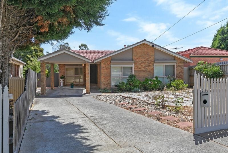 79 Grand Parade, Epping