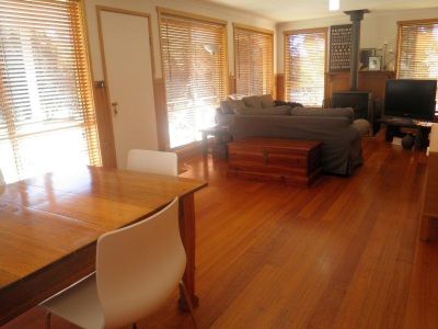 382 Lockwoods Road, CLAUDE ROAD, Claude Road - Thumbnail 8