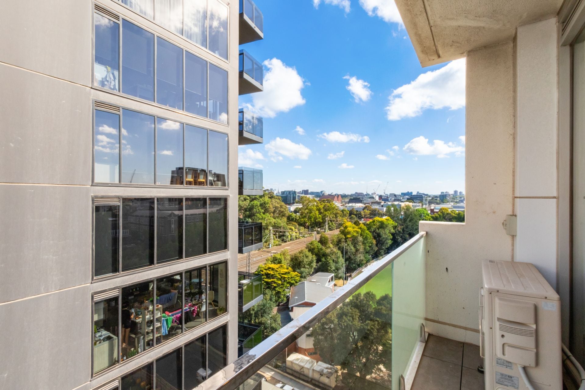 Stunning Apartment in the Heart of South Yarra