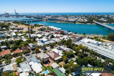 12 Hubble Street, East Fremantle