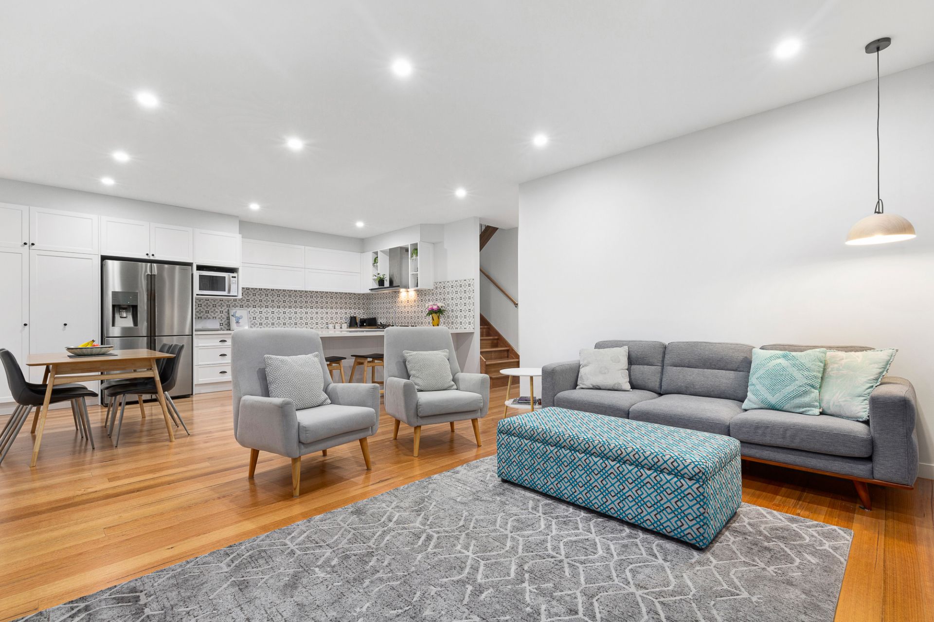 Contemporary, Low Maintenance & High-End
