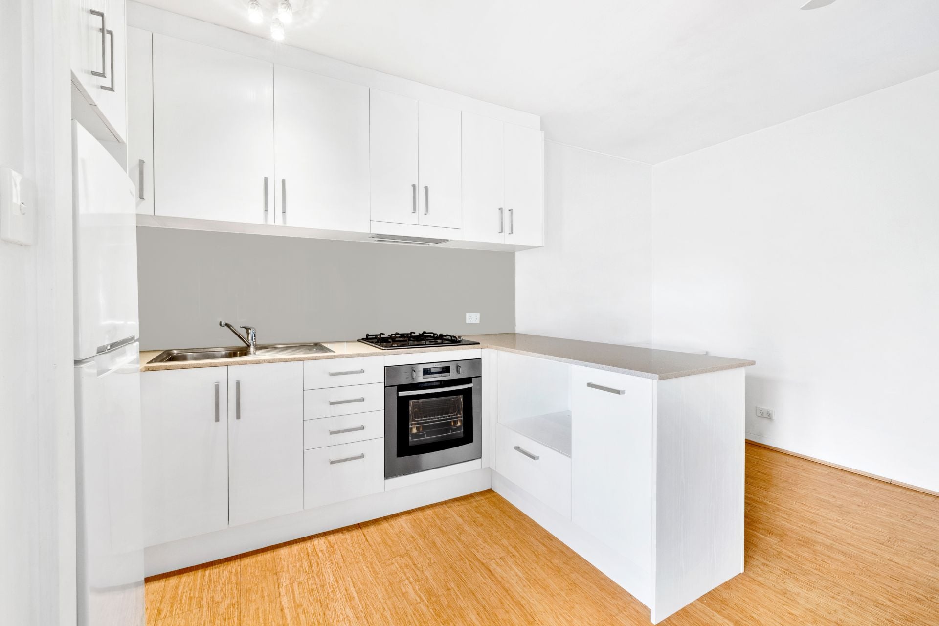 7/15 Kooloora Avenue FRESHWATER NSW, Freshwater - Thumbnail 2