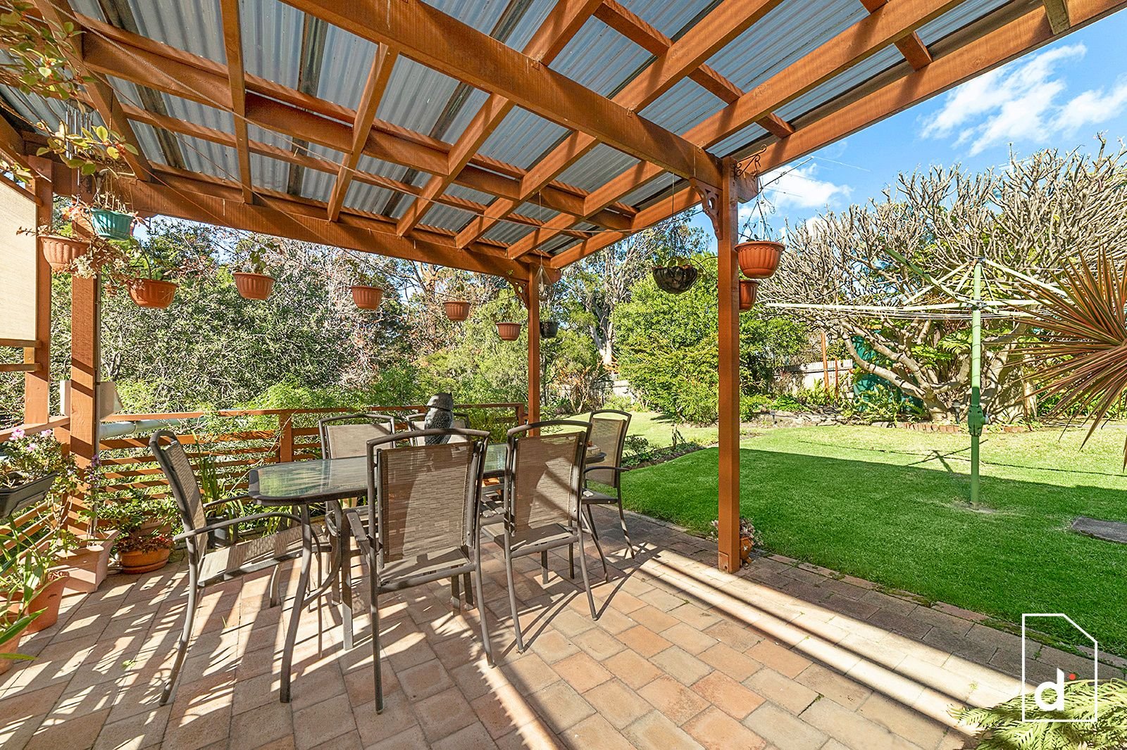 Sold property 1600000 for 20 Beattie Avenue Bulli , NSW 2516