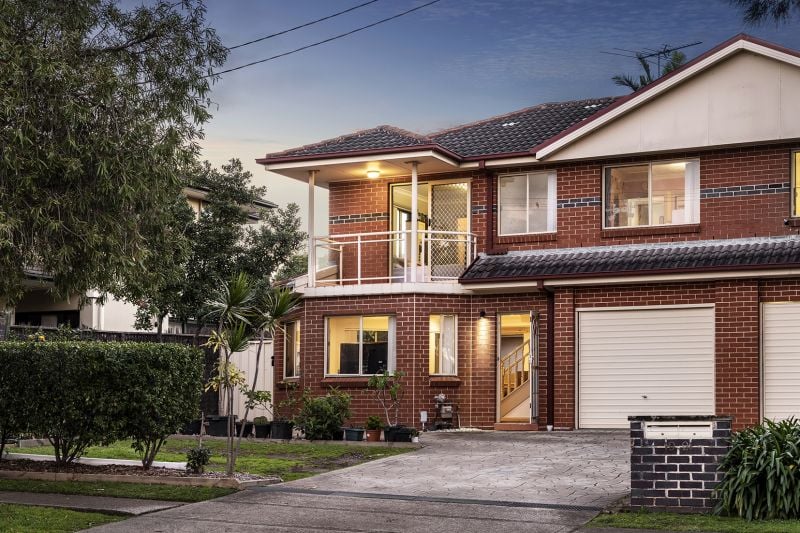 1/19-21 Wingello Road, Miranda, Miranda - Thumbnail 2