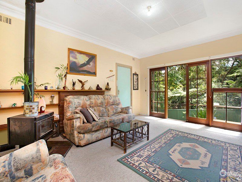 2 Hunter Street, HEATHCOTE, Heathcote - Thumbnail 4