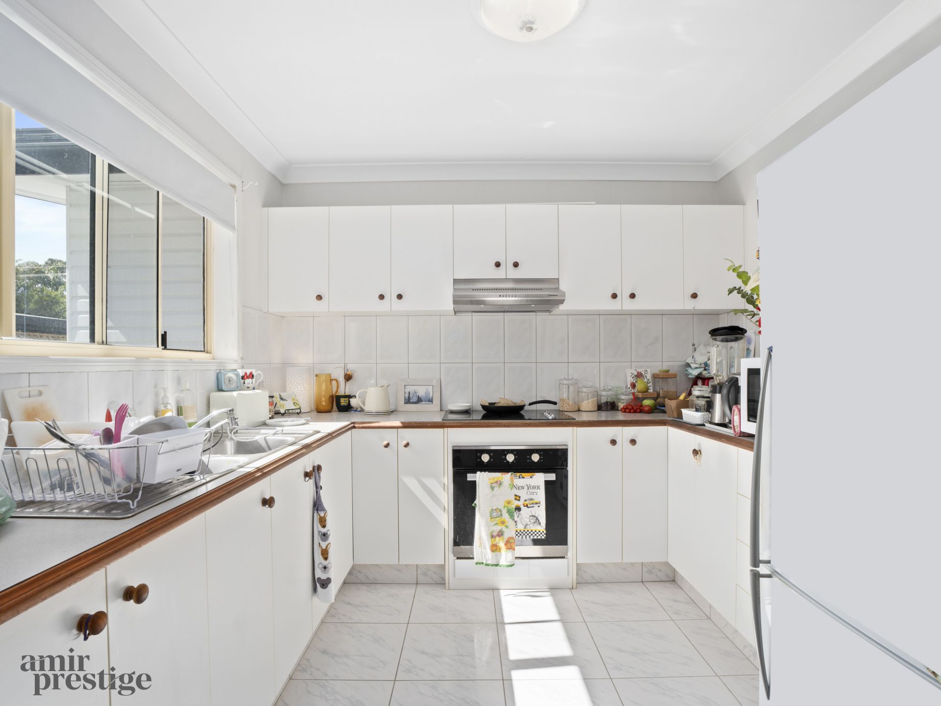 2/57 Melinda Street, Southport - Thumbnail 6