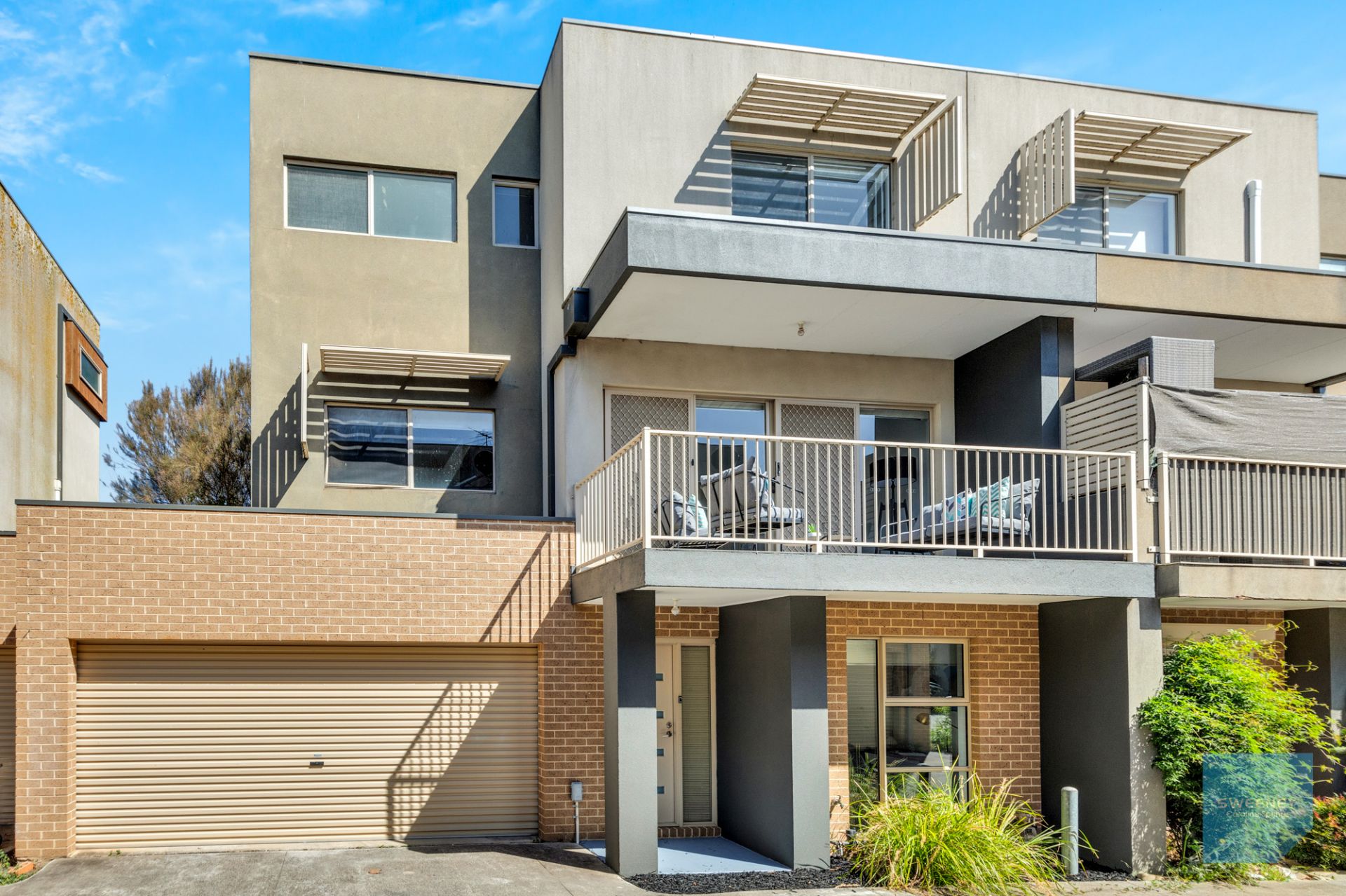 16/17-21 Cobaw Circuit, Caroline Springs - Image 1