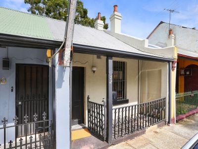 32 Egan Street, Newtown