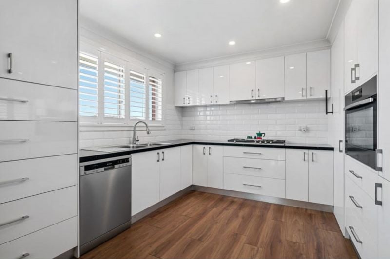 1/7 Boston Road, Lalor