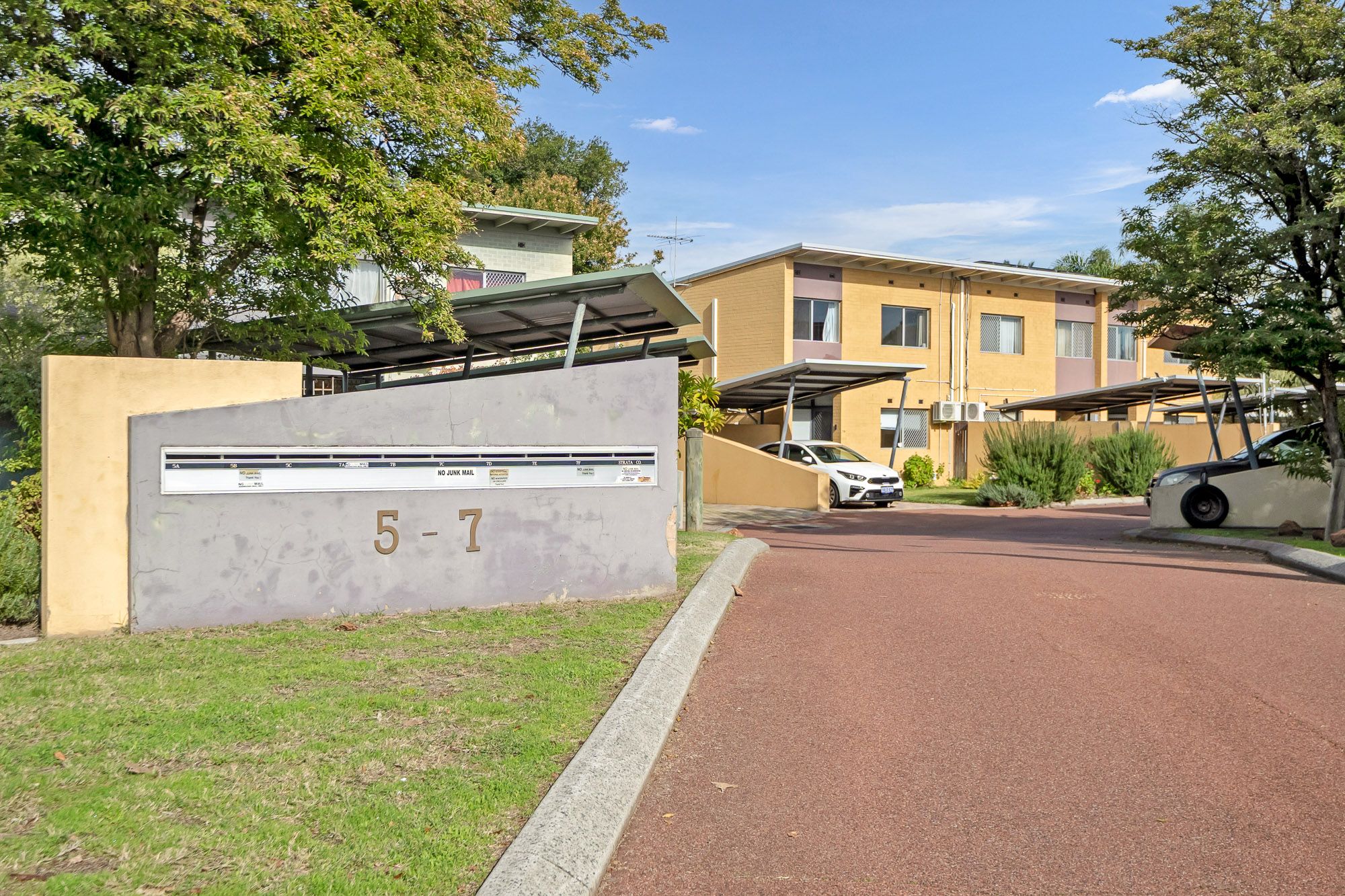7C Upton Place, Langford