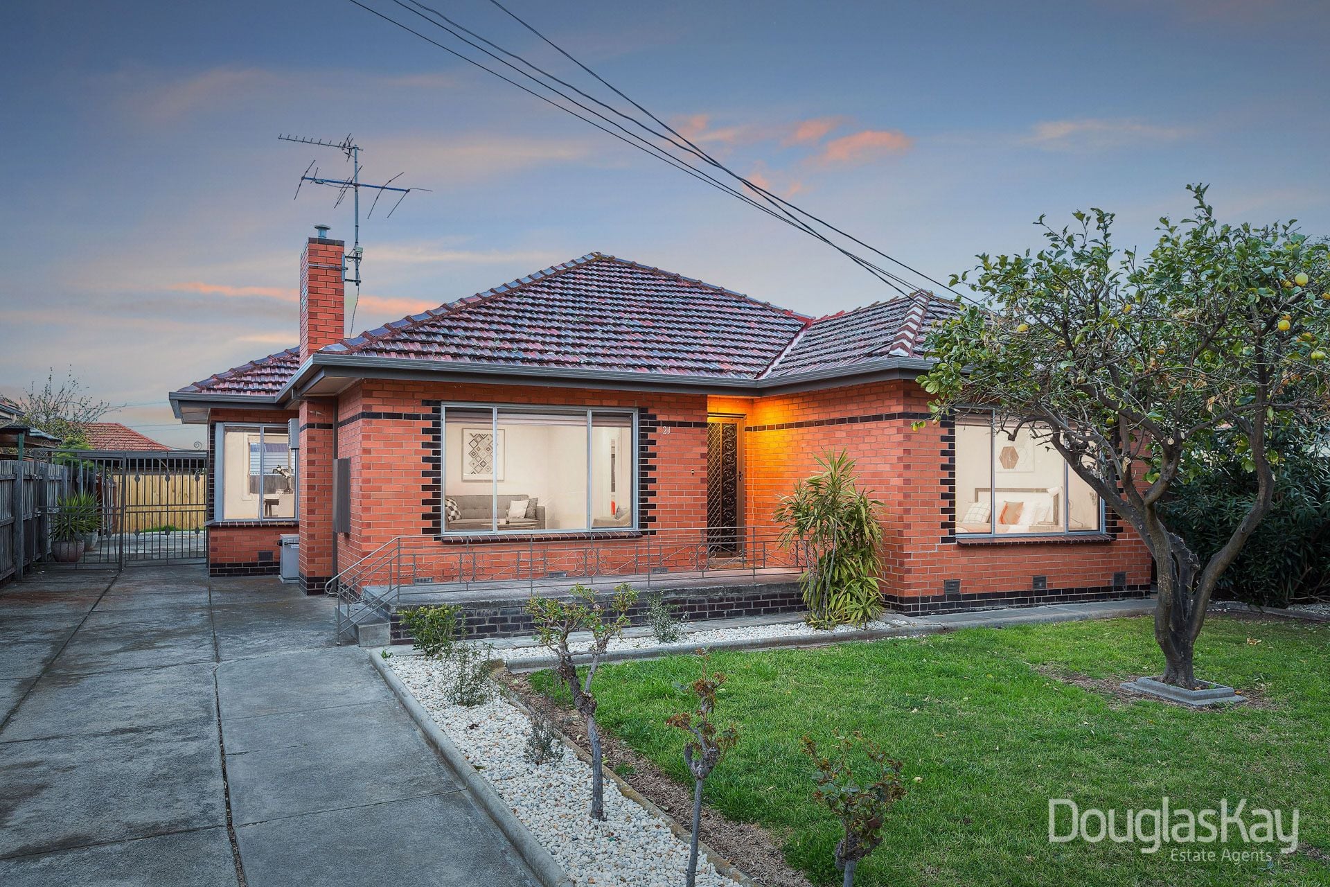 21 Westwood Way, Albion, Albion - Image 1