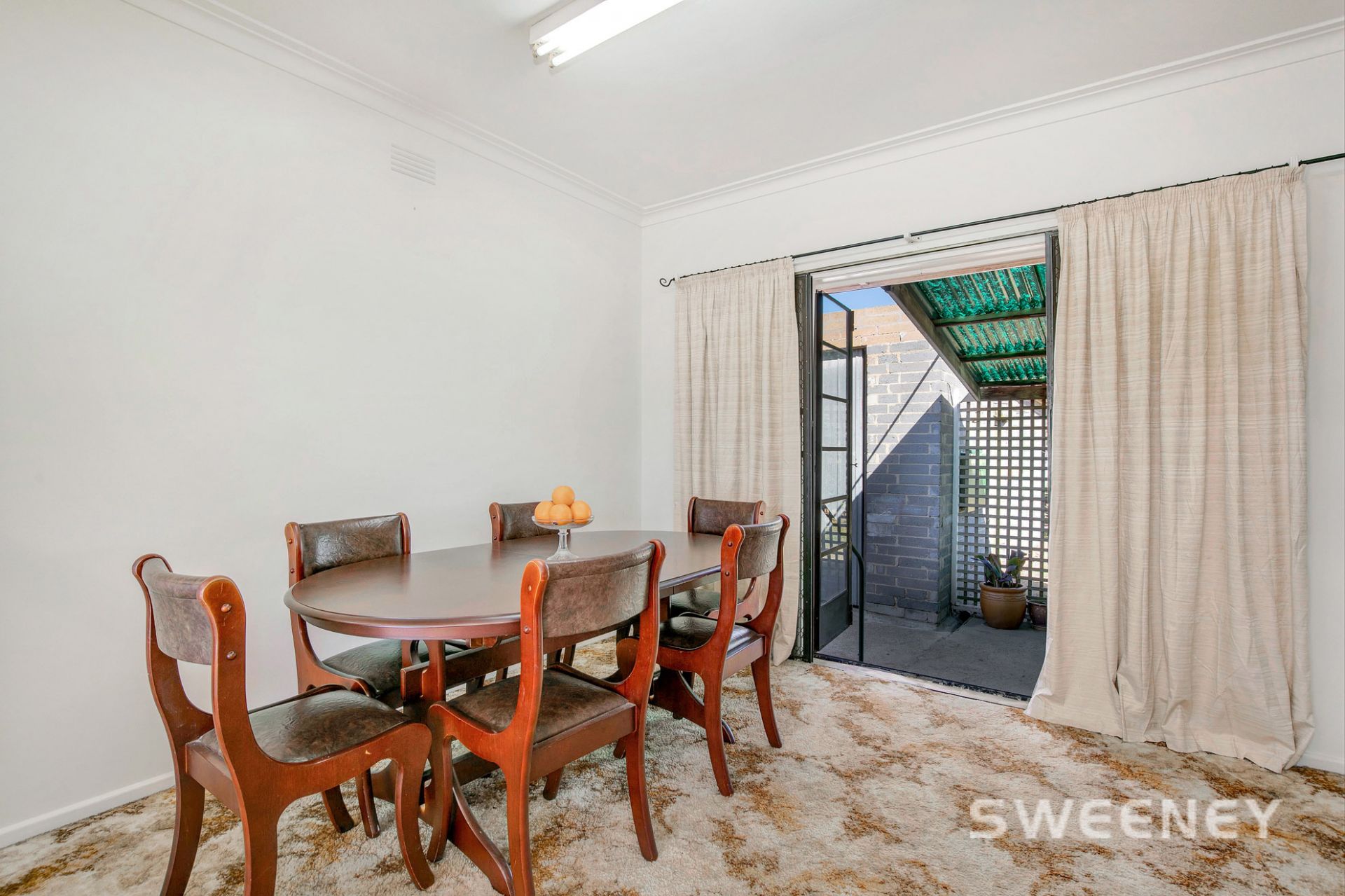 27 Chifley Avenue, Altona - Thumbnail 6