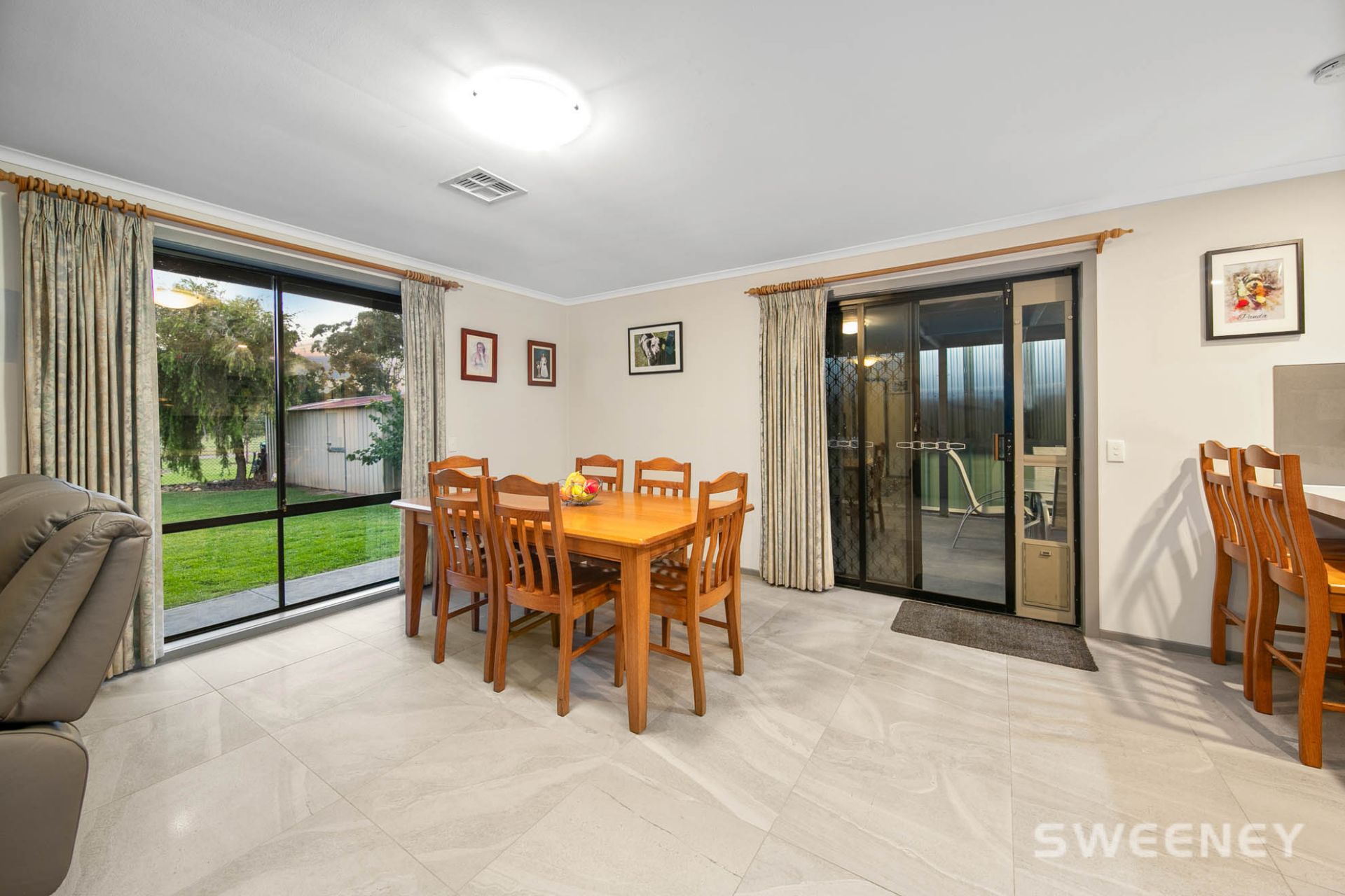 10 Featherby Way, Altona Meadows - Thumbnail 8