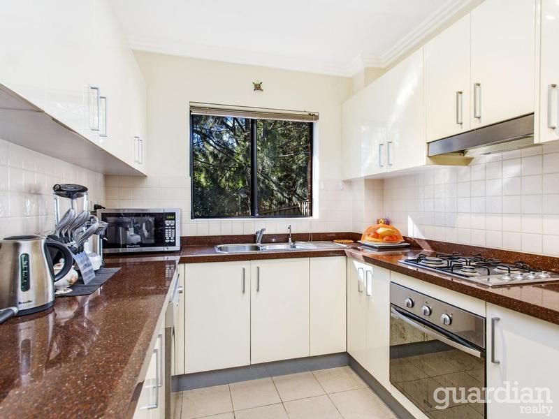 18/7-15 Purser Avenue CASTLE HILL NSW, Castle Hill - Thumbnail 4