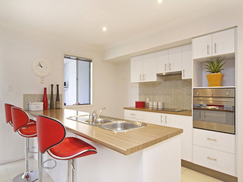 19 Twenty Seventh Avenue PALM BEACH QLD, Palm Beach - Thumbnail 7