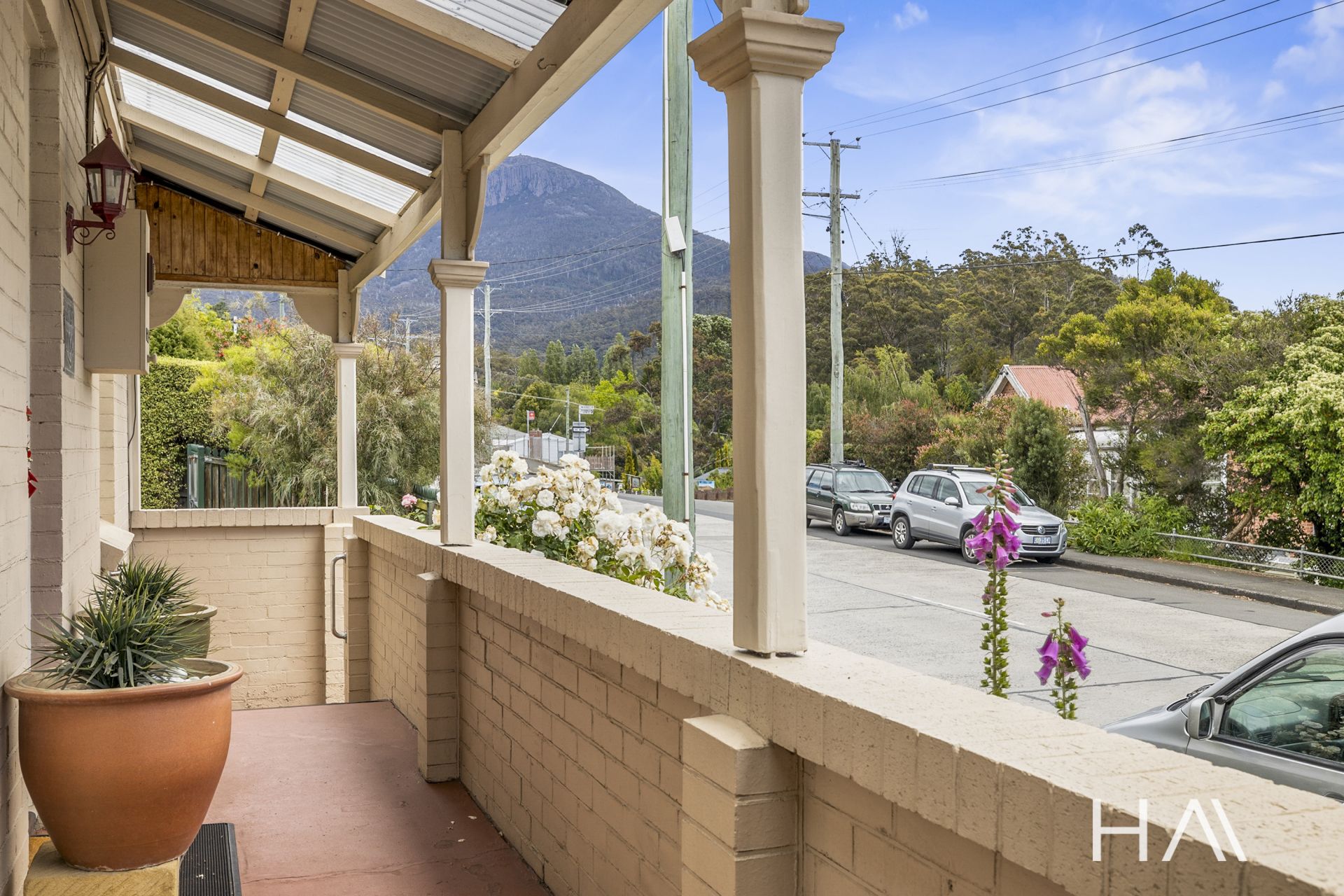 118 Cascade Road South Hobart, South Hobart - Thumbnail 3