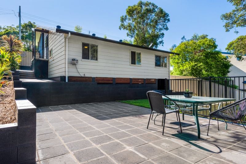 Real Estate For Sale 51 The Ridgeway Bolton Point , NSW