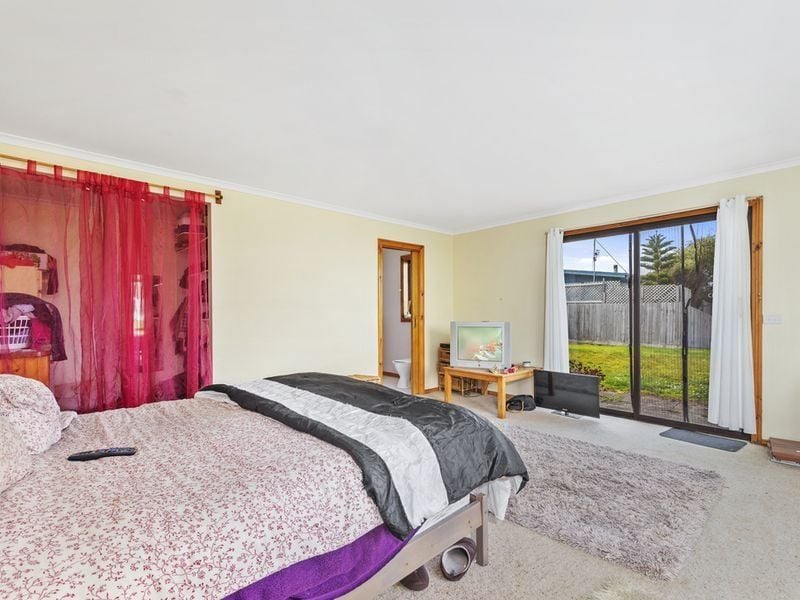 76 Casino Avenue, Apollo Bay, VIC, Apollo Bay - Thumbnail 7