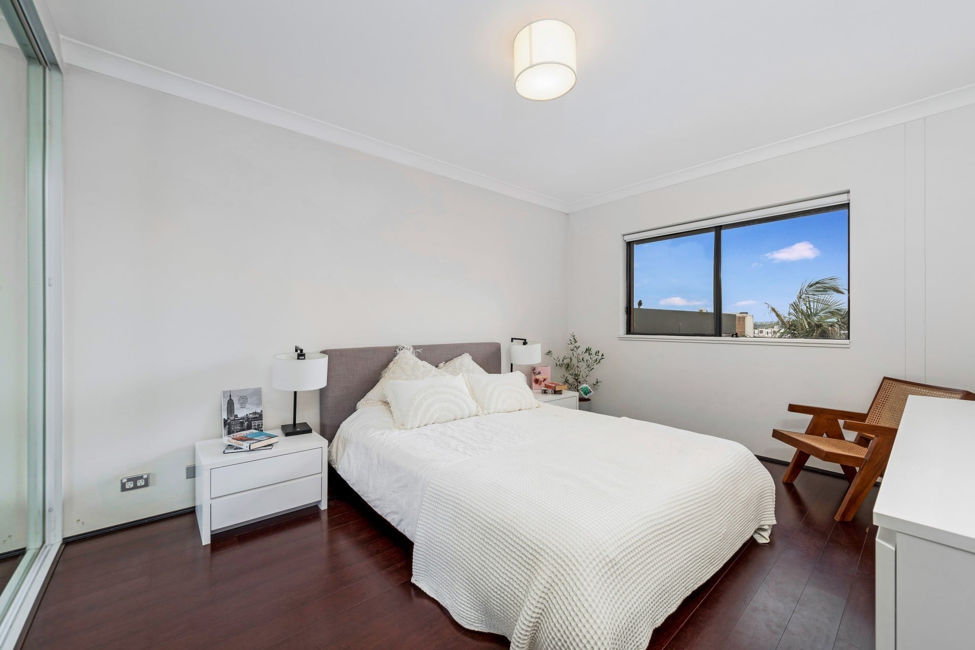 E301/21-27 Princes Highway, ST PETERS, St Peters - Thumbnail 8