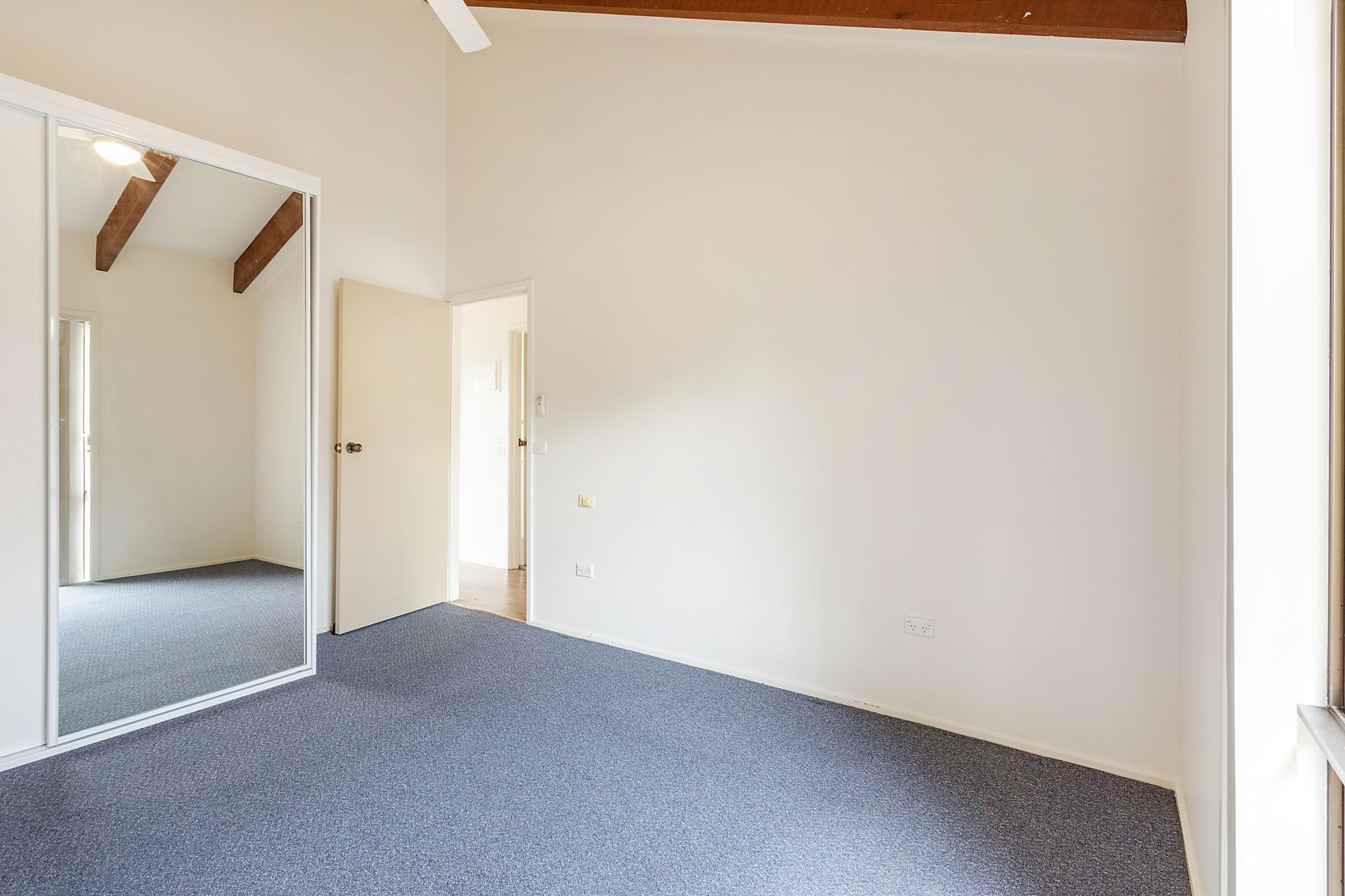 2/16 Merimbola Street, Pambula