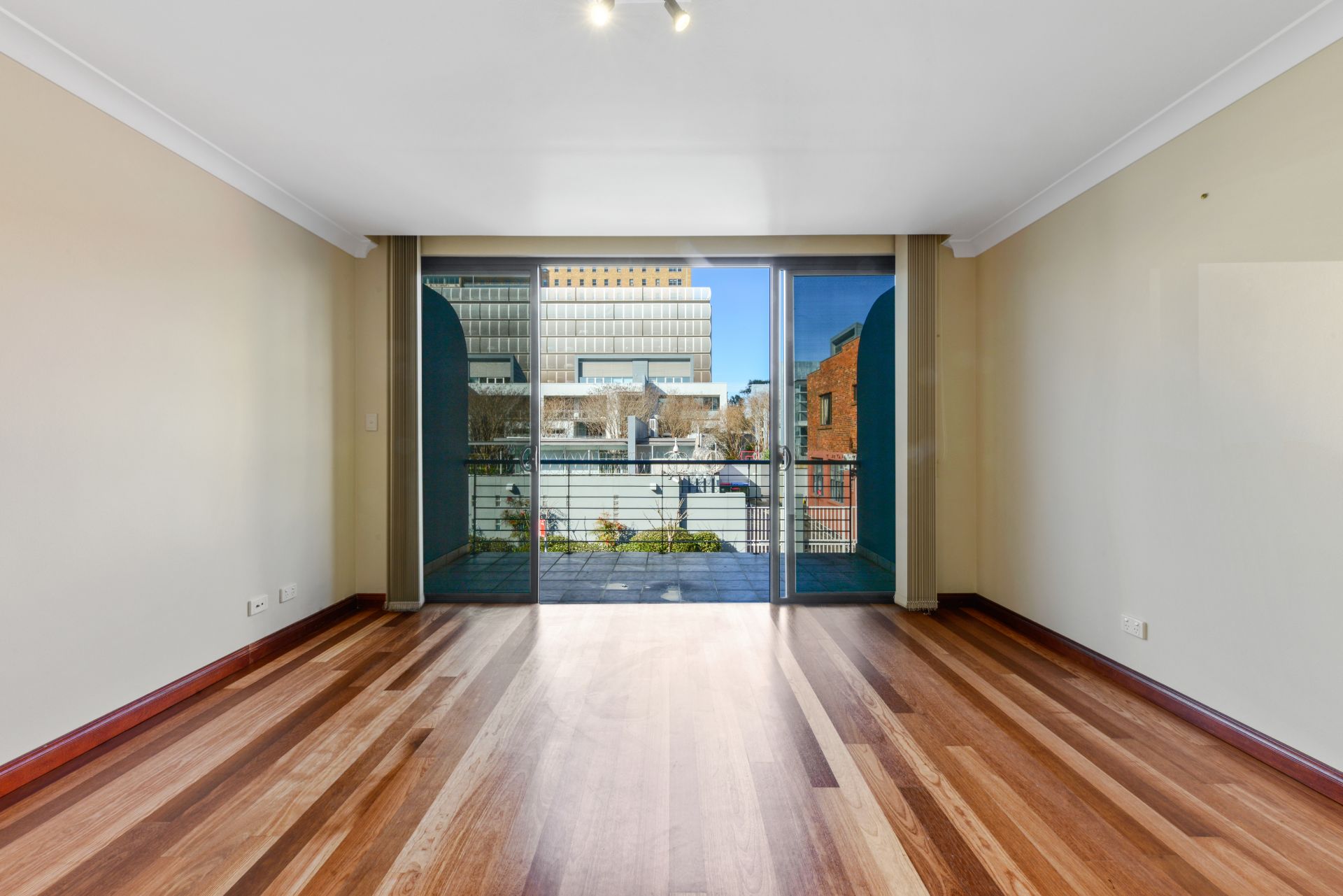 Real Estate For Lease 9/26 Dunblane Street Camperdown , NSW
