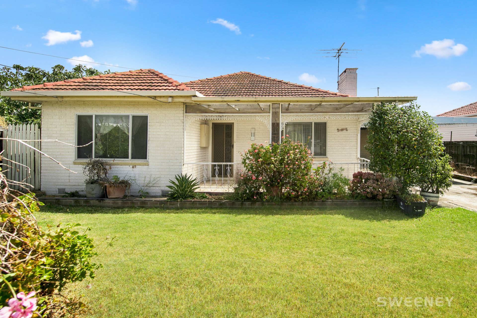 11 MacDonald Avenue, Altona North - Thumbnail 2