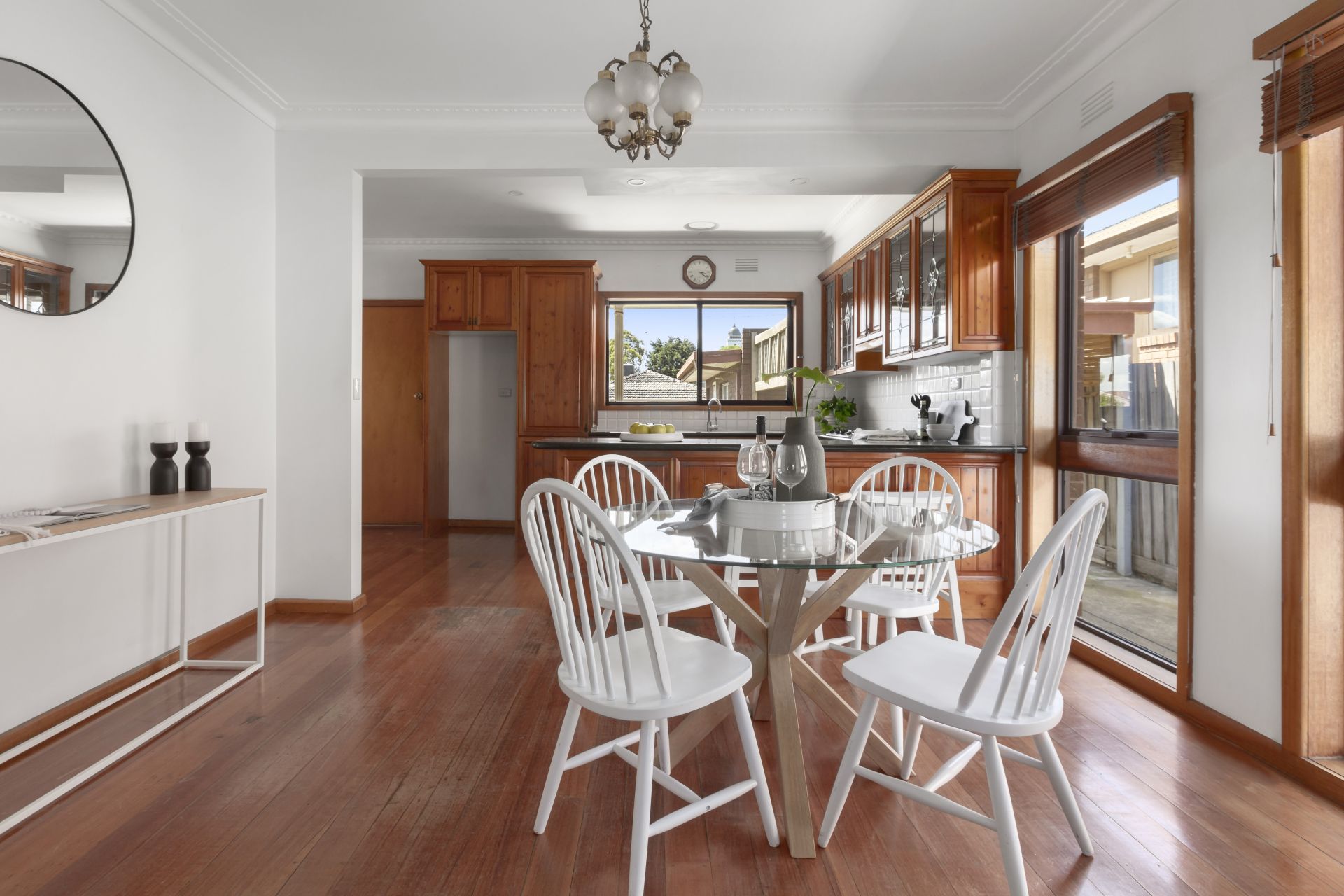 Spacious Three-Bedroom Haven: Comfortable Living in Prime Location