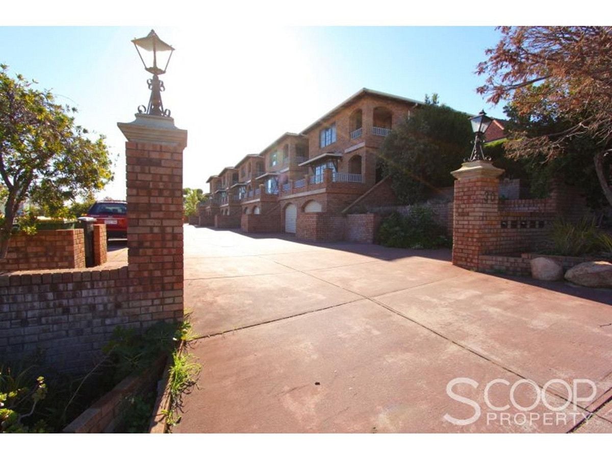 Real Estate For Lease 4/30 Burt Street Fremantle , WA