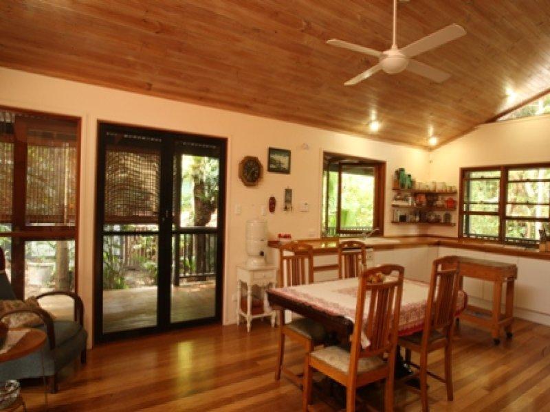 38 Kawana Street ALEXANDRA HEADLAND QLD, Alexandra Headland - Thumbnail 3