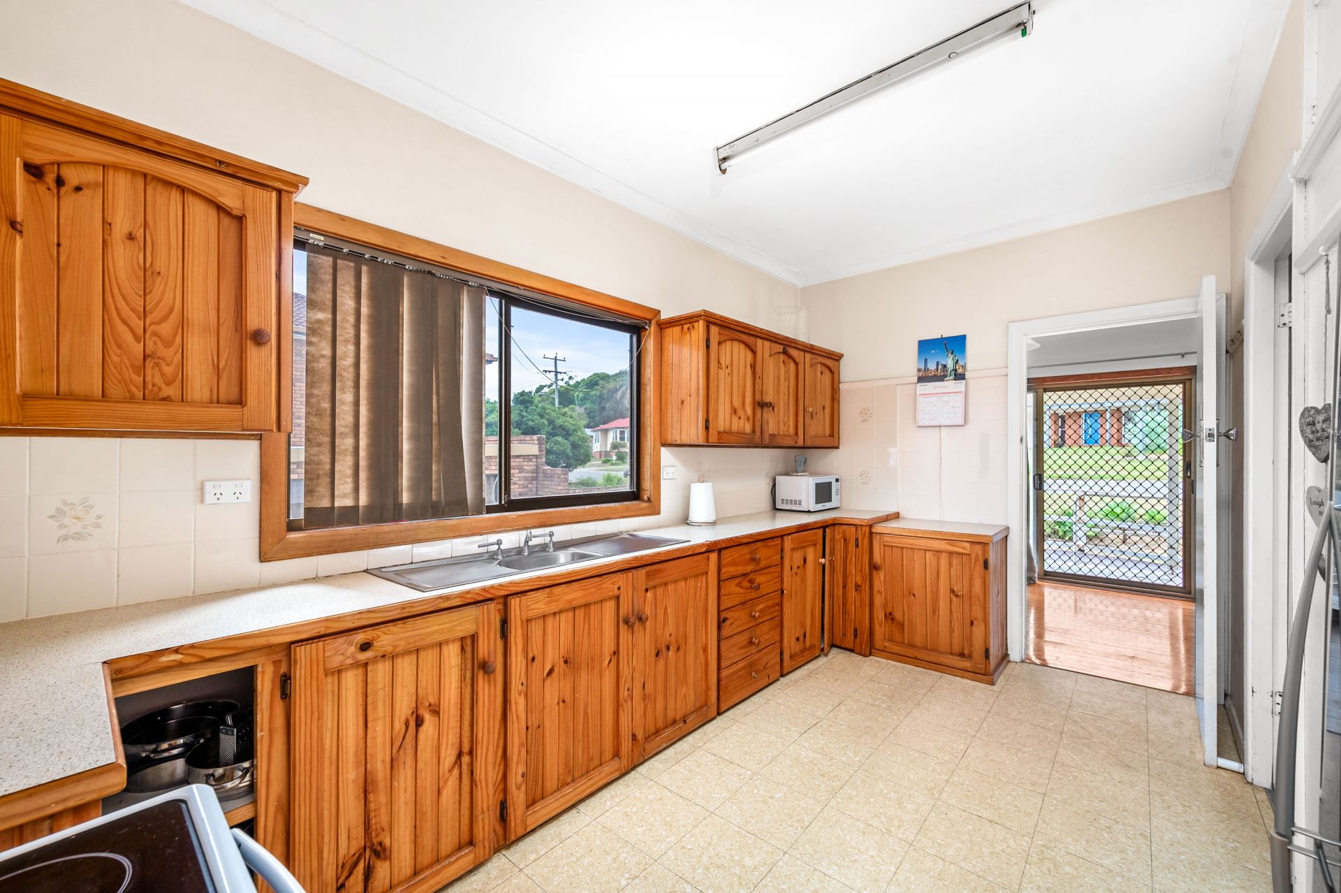 99 Northcote Avenue, Swansea - Thumbnail 8
