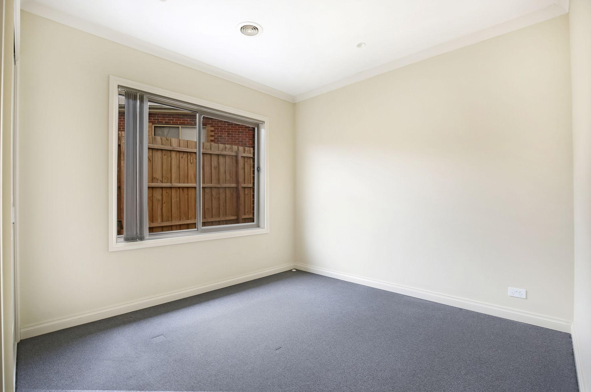 AFFORDABLE MODERN LOW MAINTENANCE LIVING !!!