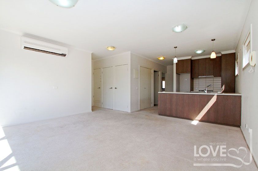 Top Floor Apartment In A Sought after Location
