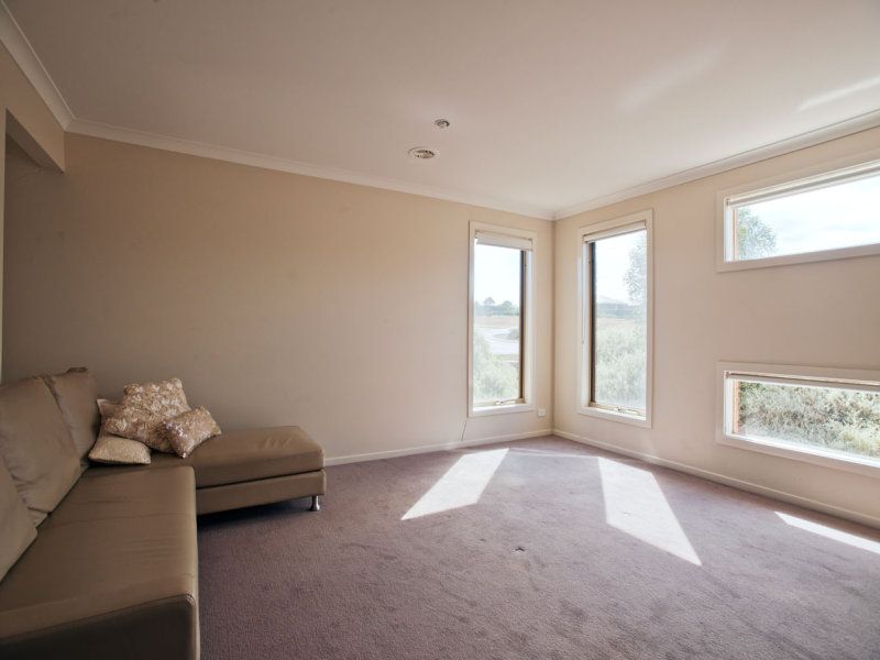 9 Doolan Street, Bacchus Marsh - Thumbnail 3
