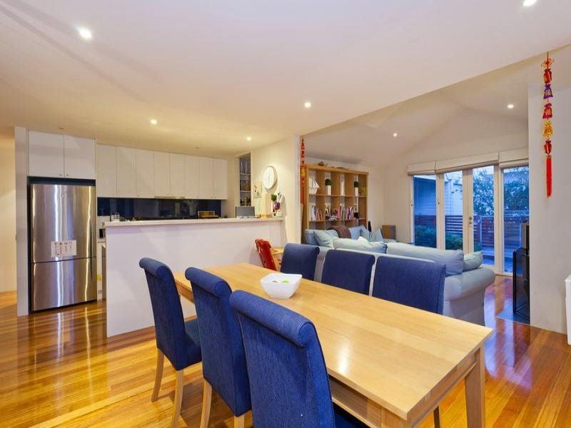 2/11 Bridge Road BARWON HEADS VIC, Barwon Heads - Thumbnail 3