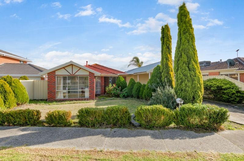 15 Gibbons Drive, Epping