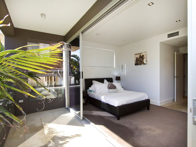 1/18 Hill Street RAINBOW BAY QLD, Rainbow Bay - Thumbnail 4