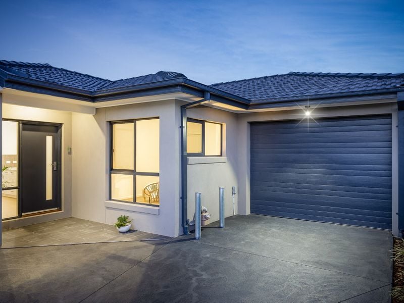 2/75 Grace Street South, Altona Meadows - Thumbnail 2