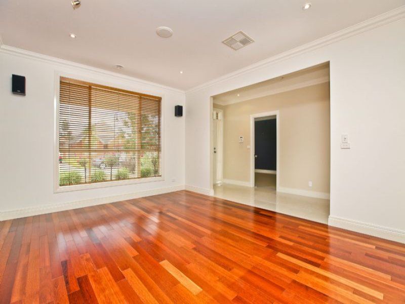 2 Nullarbor Place, Caroline Springs - Thumbnail 5