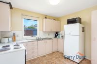 8 Rix Ave, Hammondville