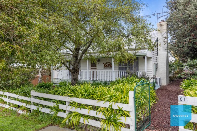 61 Main Street, Gordon - Image 1